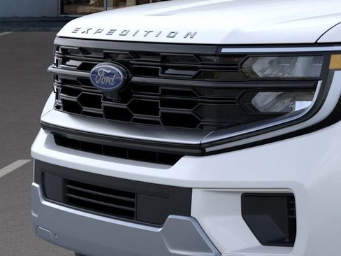 New 2026 Ford Expedition Platinum w/ Platinum Ultimate Package image 17