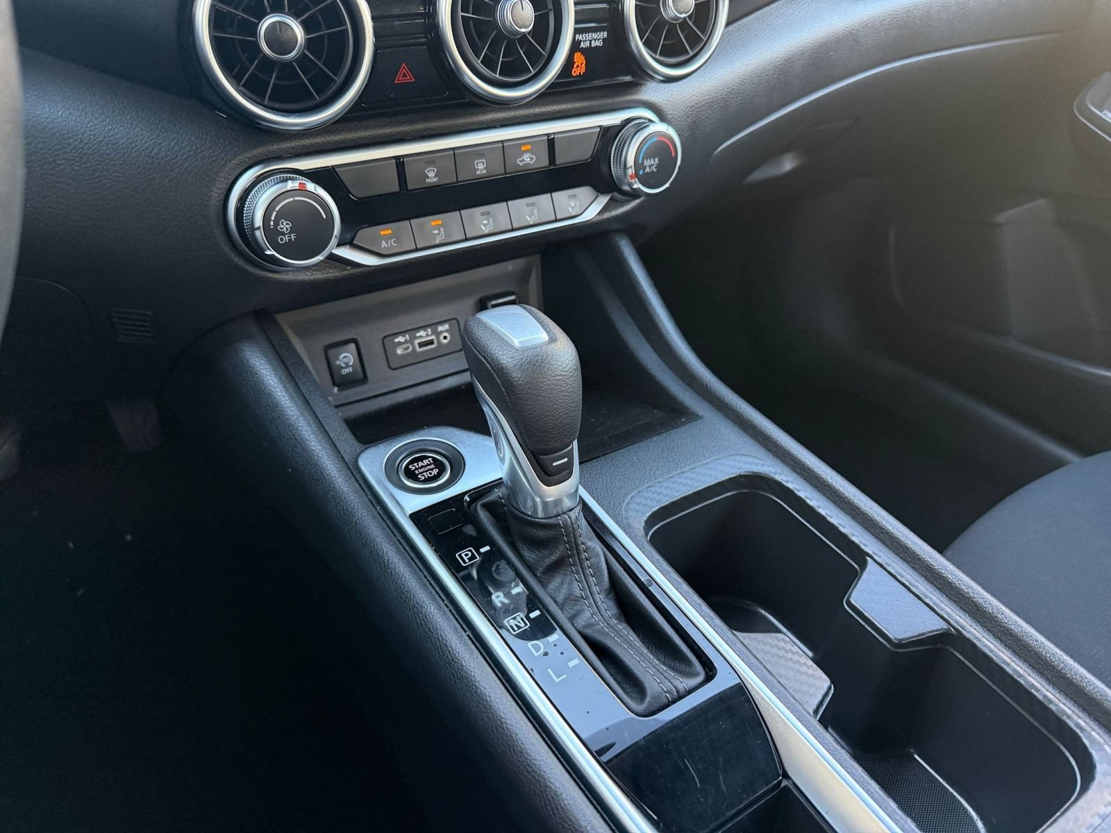 Used 2025 Nissan Sentra SV FWD image 39