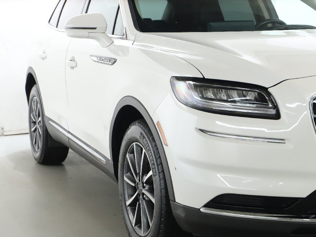 Used 2022 Lincoln Nautilus FWD image 10