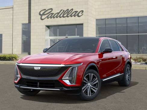 New 2026 Cadillac Lyriq Luxury image 6