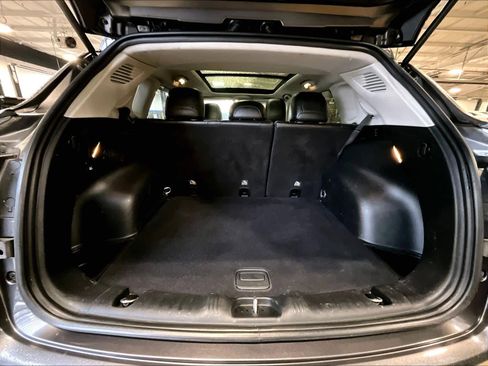 Used 2018 Jeep Compass Limited image 17