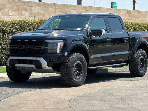 Used 2025 Ford F150 Raptor AWD/4WD image 8