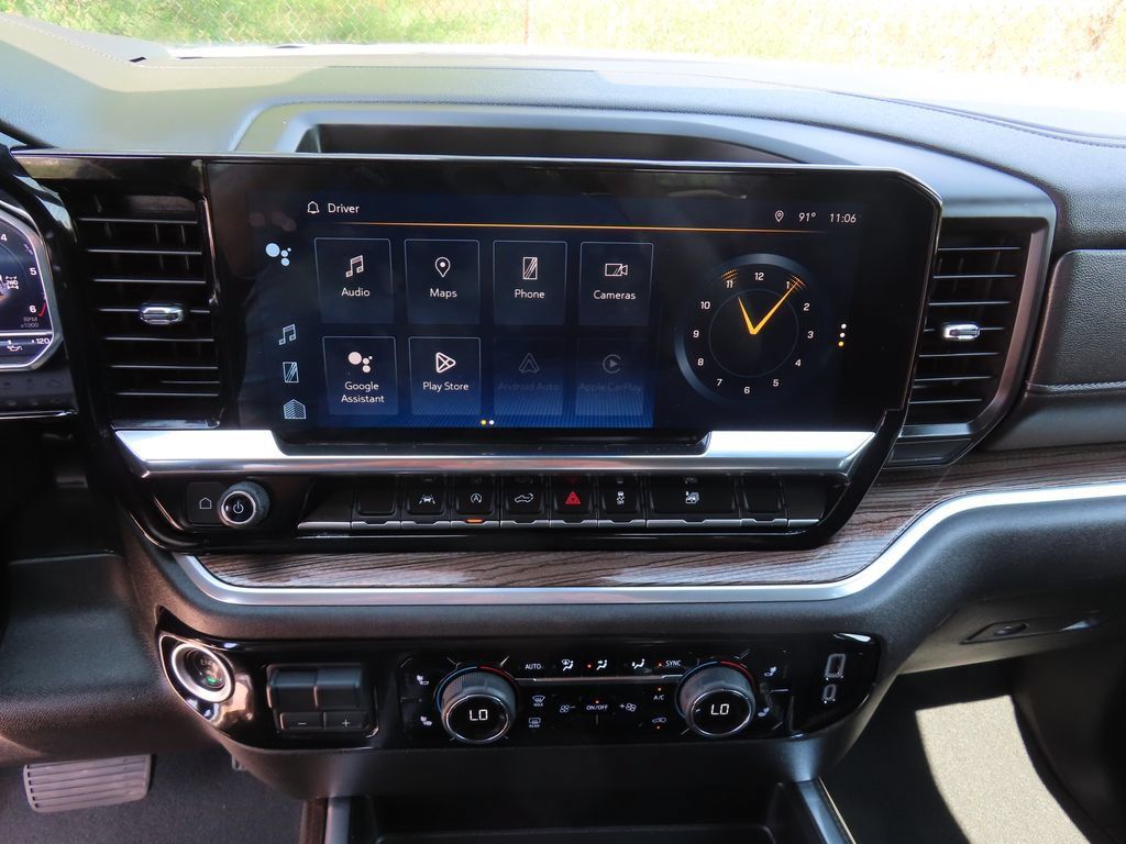 Used 2025 Chevrolet Silverado 1500 RST AWD/4WD image 21