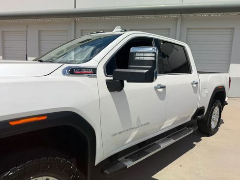 Used 2022 GMC Sierra 2500 Denali AWD/4WD image 18