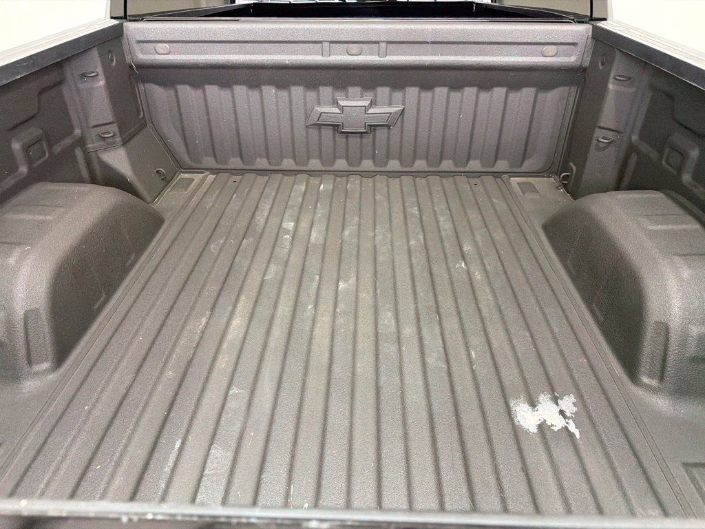 Used 2022 Chevrolet Silverado 1500 RST AWD/4WD image 23