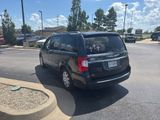 Used 2014 Chrysler Town & Country Touring image 4