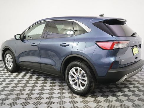 Used 2020 Ford Escape SE AWD/4WD image 3