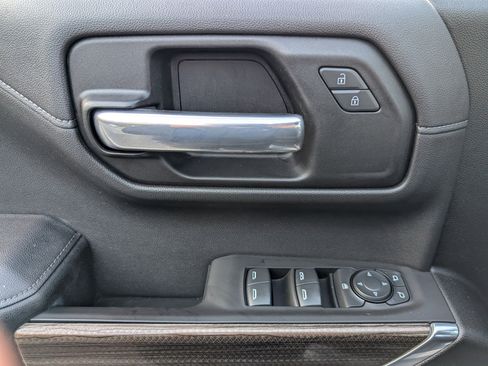 Used 2021 Chevrolet Silverado 1500 LT Trail Boss w/ Bed Protection Package image 15