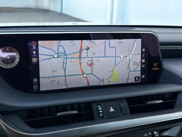 Used 2019 Lexus ES 300h w/ Premium Package FWD image 29