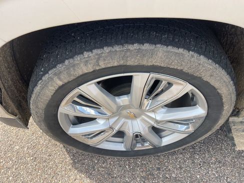 Used 2021 Chevrolet Suburban High Country image 26