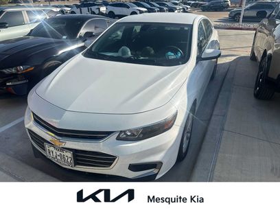 Used 2017 Chevrolet Malibu LT