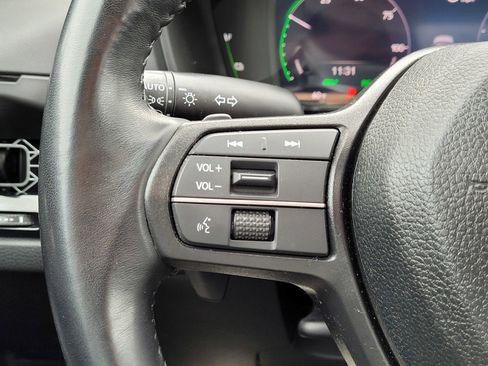 Certified 2025 Honda Accord Sport image 19