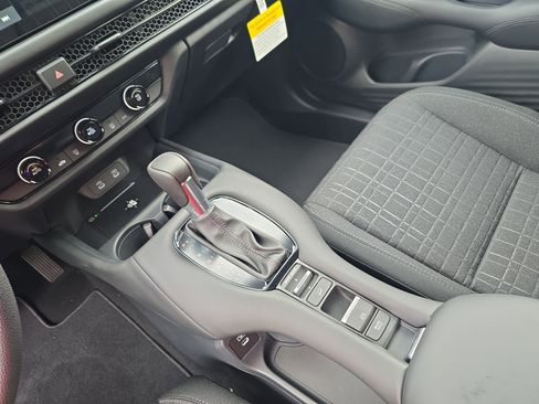 New 2026 Honda HR-V LX image 23