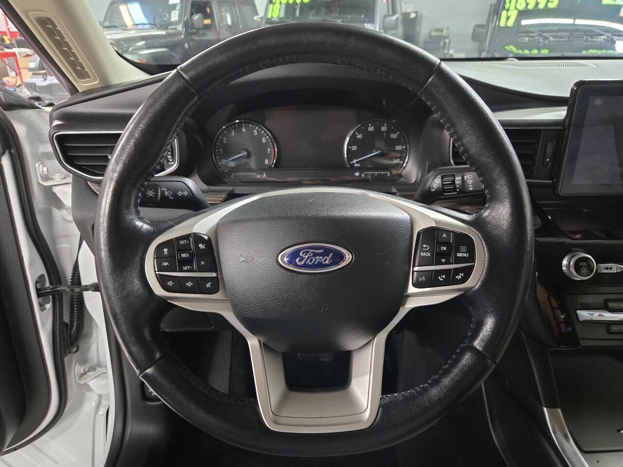 Used 2021 Ford Explorer Limited w/ Equipment Group 301A RWD image 11