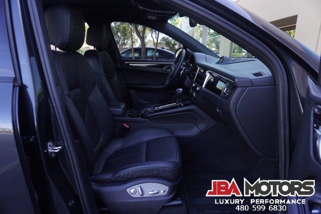 Used 2022 Porsche Macan GTS AWD/4WD image 9