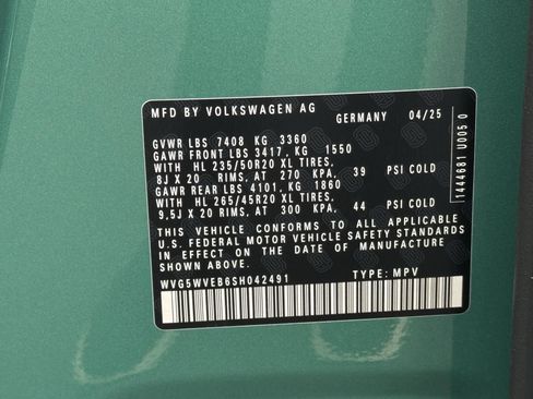 Used 2025 Volkswagen ID. Buzz 1st Edition image 45