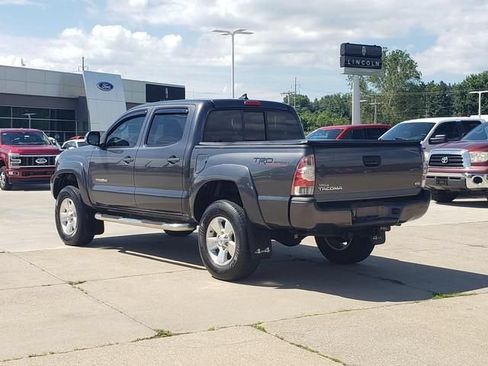 Used 2013 Toyota Tacoma 4x4 Double Cab w/ TRD Sport Pkg image 7