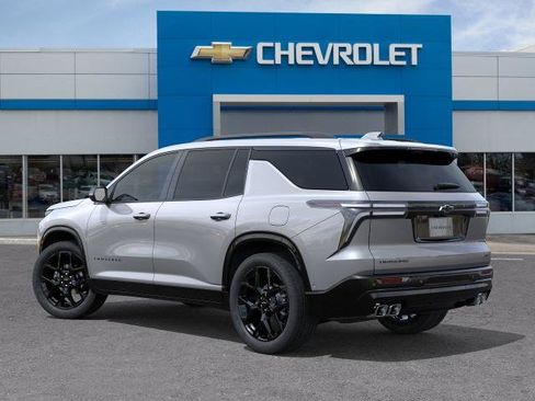 New 2026 Chevrolet Traverse RS w/ LPO, Floor Liner Package FWD image 41