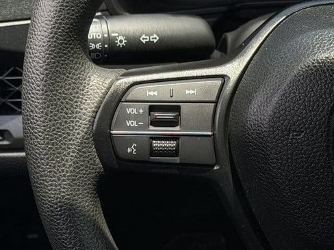Used 2025 Honda Accord SE image 13