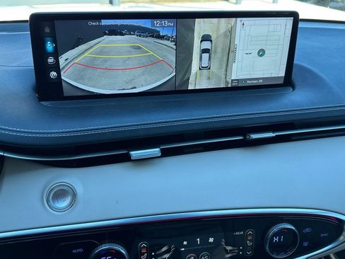 Used 2023 Genesis GV70 3.5T Sport w/ Sport Prestige Package image 7