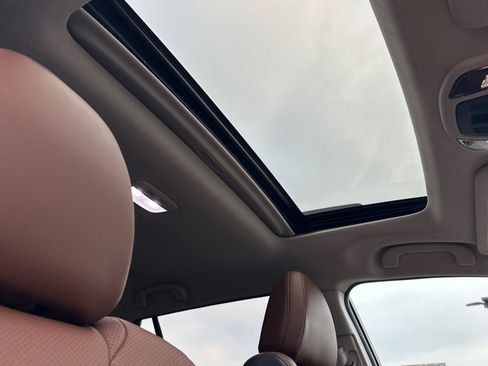 Used 2024 Subaru Outback Touring XT image 17