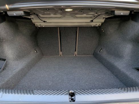 Certified 2026 BMW 530i RWD image 36