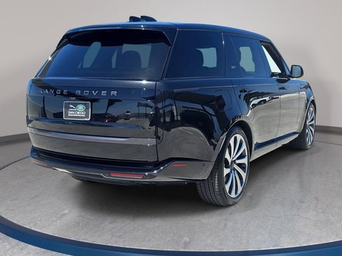 New 2026 Land Rover Range Rover Long Wheelbase SE AWD/4WD image 5