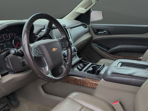 Used 2015 Chevrolet Suburban LTZ AWD/4WD image 9