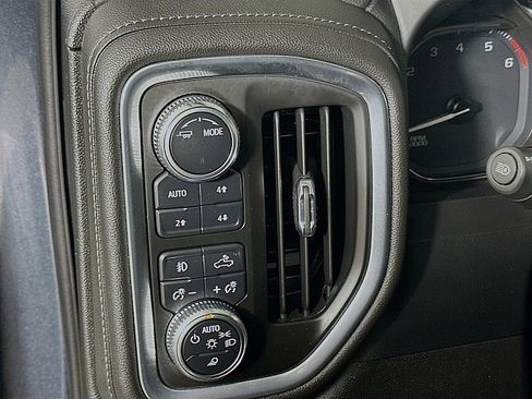 Used 2022 GMC Sierra 1500 SLT w/ SLT Premium Plus Package image 10