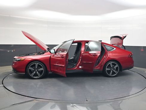 Used 2023 Honda Accord Sport image 35