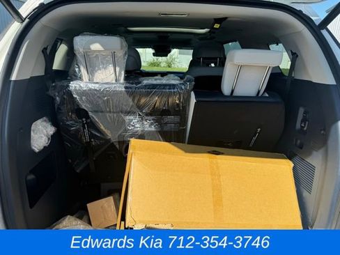 New 2026 Kia Carnival SX Prestige image 15