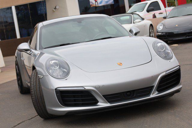 Used 2017 Porsche 911 Carrera RWD image 2