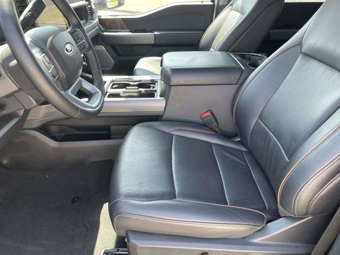 Used 2025 Ford F350 Lariat w/ Lariat Ultimate Package AWD/4WD image 13