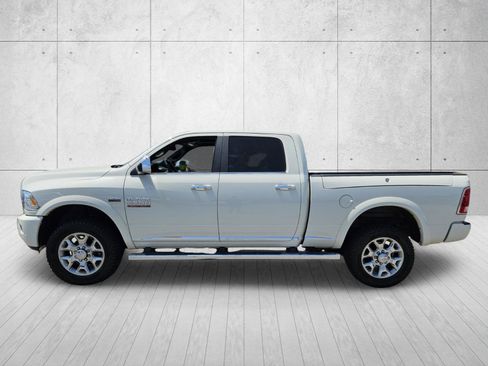 Used 2016 RAM 2500 Limited AWD/4WD image 4
