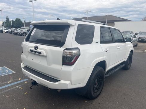 Used 2023 Toyota 4Runner SR5 image 5