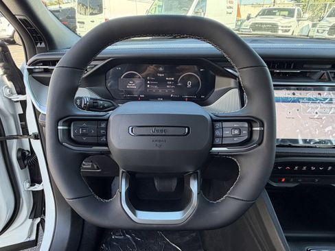 New 2026 Jeep Cherokee Limited image 24