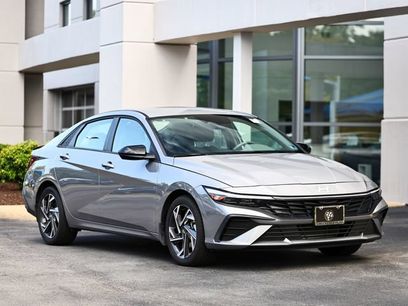 Used 2025 Hyundai Elantra Sport
