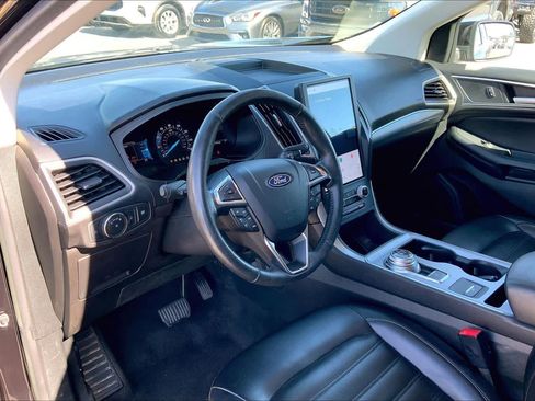 Used 2022 Ford Edge SEL image 17