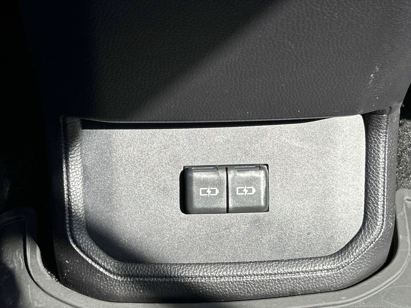 Used 2026 Toyota Highlander XLE AWD/4WD image 17