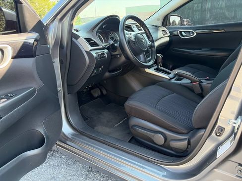 Used 2019 Nissan Sentra SV FWD image 10