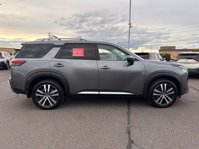 Certified 2023 Nissan Pathfinder Platinum AWD/4WD image 5