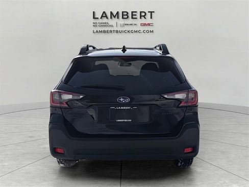 Used 2023 Subaru Outback Onyx Edition image 7