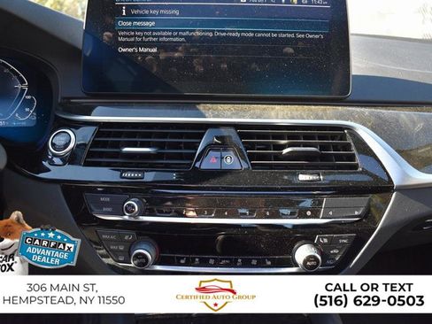 Used 2023 BMW 530e xDrive w/ Premium Package image 19