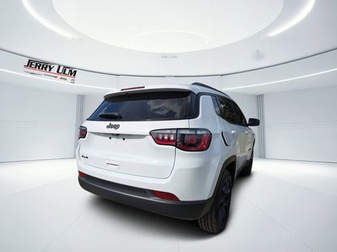 New 2026 Jeep Compass Latitude AWD/4WD image 3