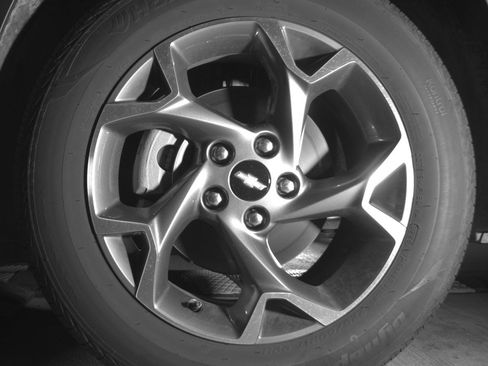 Used 2025 Chevrolet Trax LT FWD image 12