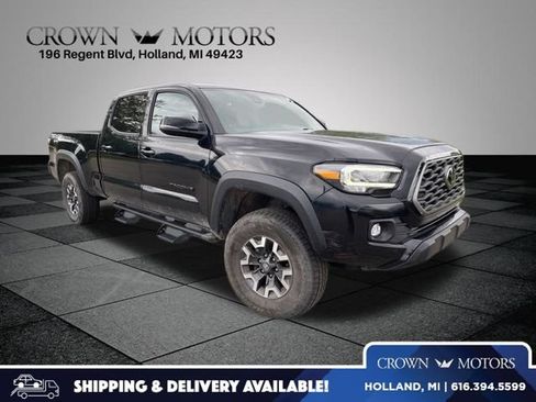 Used 2023 Toyota Tacoma TRD Off-Road w/ Technology Package AWD/4WD image 1