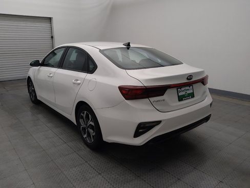 Used 2021 Kia Forte LXS FWD image 5