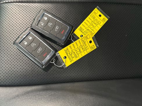 Used 2024 Jeep Grand Cherokee Altitude image 45