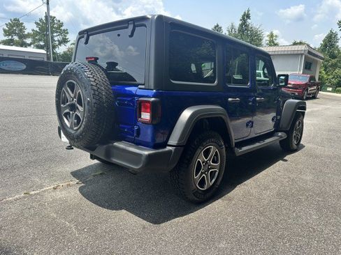 Used 2018 Jeep Wrangler Unlimited Sport S AWD/4WD image 5