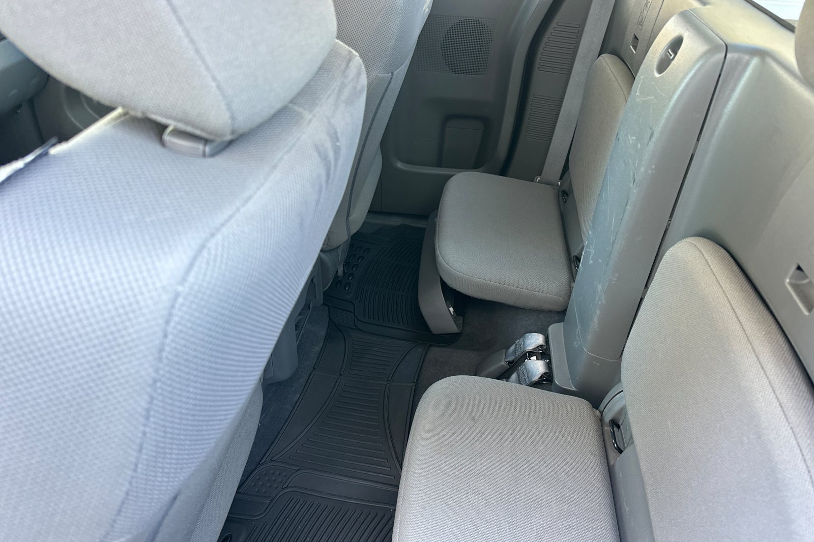 Used 2019 Nissan Frontier S RWD image 12